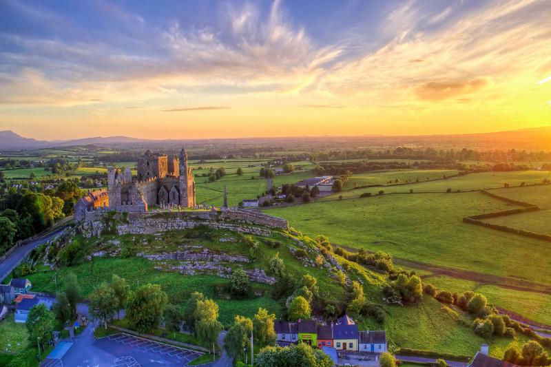 Bản đồ đảo Ireland làm rõ sự phân chia giữa Cộng hòa Ireland và Bắc Ireland