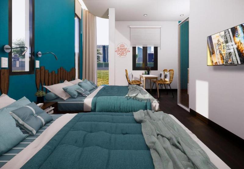 Hình ảnh một homestay nhỏ xinh xắn gần biển ở Quy Nhơn với kiến trúc độc đáo, thể hiện sự lựa chọn lưu trú đa dạng và thú vị.