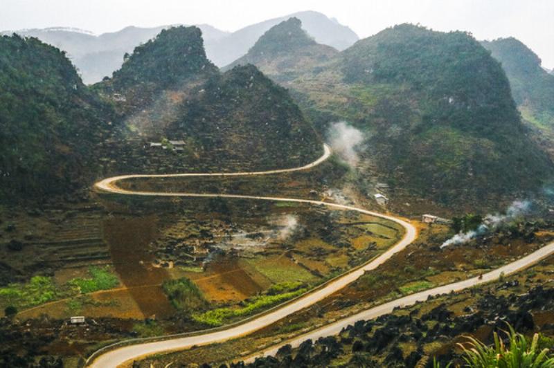 Chọn thời điểm lý tưởng du lịch Hà Giang bằng ô tô tự lái để ngắm cảnh đẹp và đảm bảo an toàn.