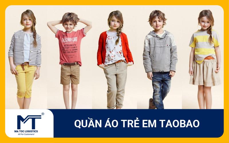 Hình ảnh minh họa mua sắm quần áo trẻ em online và các yếu tố cần xem xét (bảng size, review)